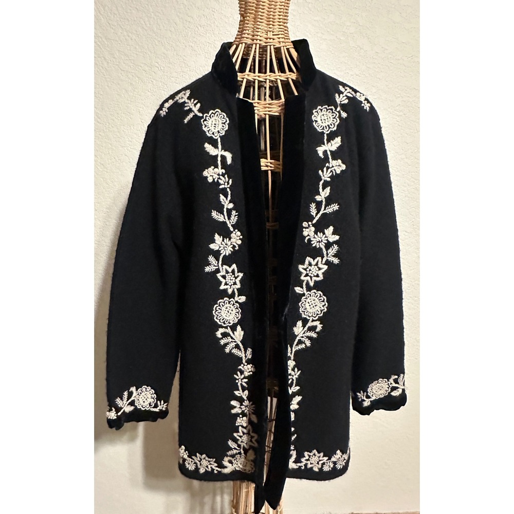 Alexandra Bartlett Wool Embroidered Floral Cardigan Coat Black Velvet Trim M